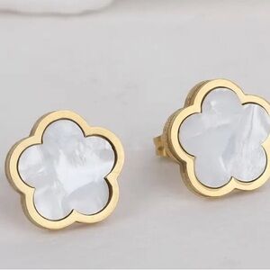Stainless Steel 18K Gold Plated Clover Earrings with White Center